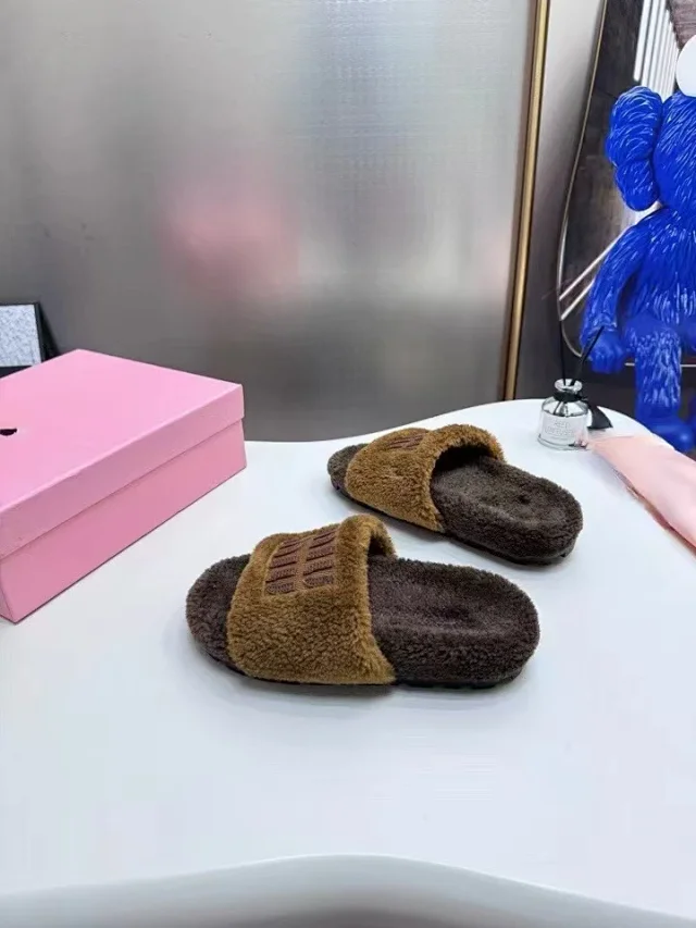 Miu Slippers Faux-fur open-toe slide with logo strap product detail image 1