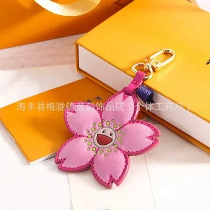 Louis Vuitton Uncategorized Leather novelty bag charm keychain product detail image 4
