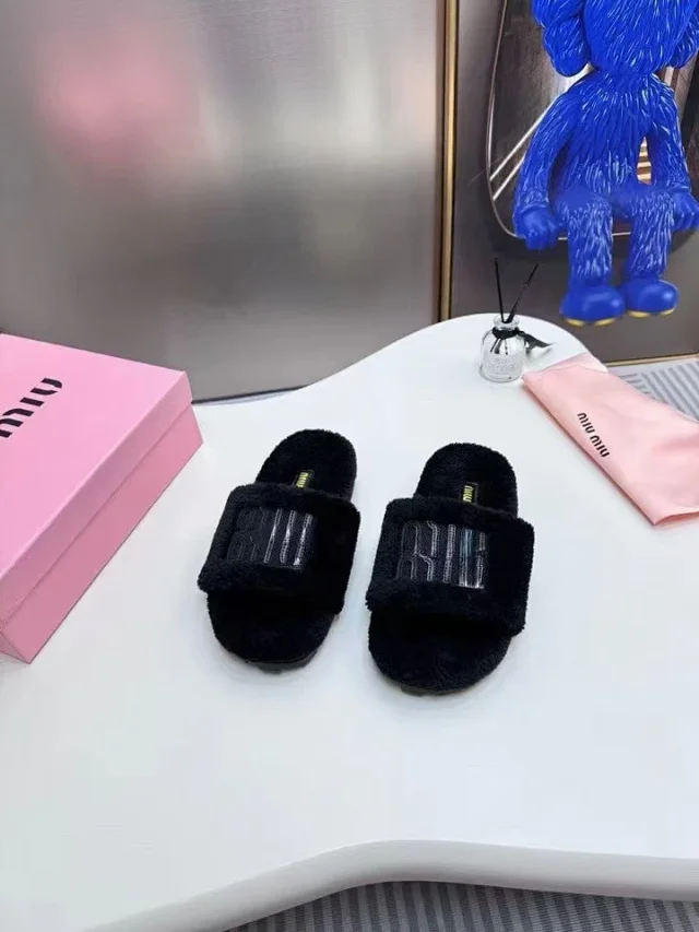 Miu Slippers Faux-fur open-toe slide with logo strap product detail image 4