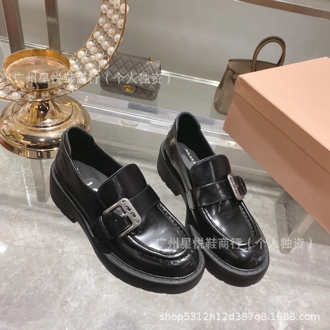 Black Patent Leather Mary Jane Platform Shoes - 17