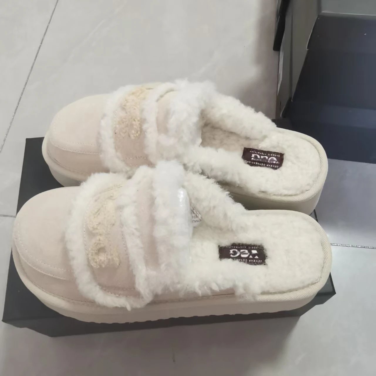 UGG Slippers Platform Shearling Logo Strap image 3