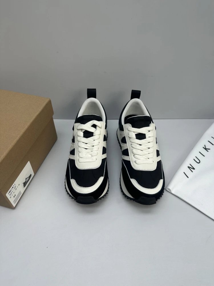 Uiki Chunky Sneakers Black and White Sneakers - 15