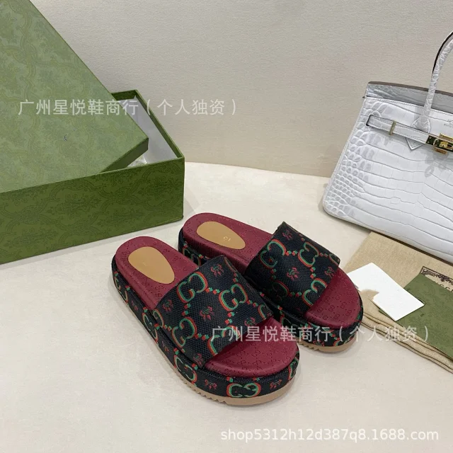 Gucci Slippers GG monogram platform slide product detail image 29