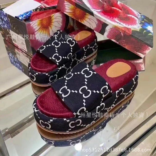 Gucci Slippers GG monogram platform slide product detail image 26