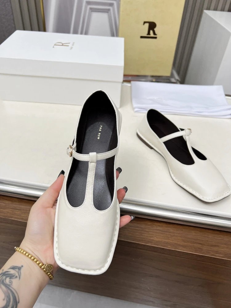 The Row Mary Jane Black Leather Flat Shoes - 16