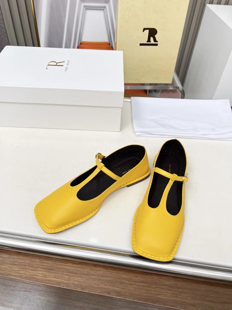 The Row Mary Jane Black Leather Flat Shoes - 26