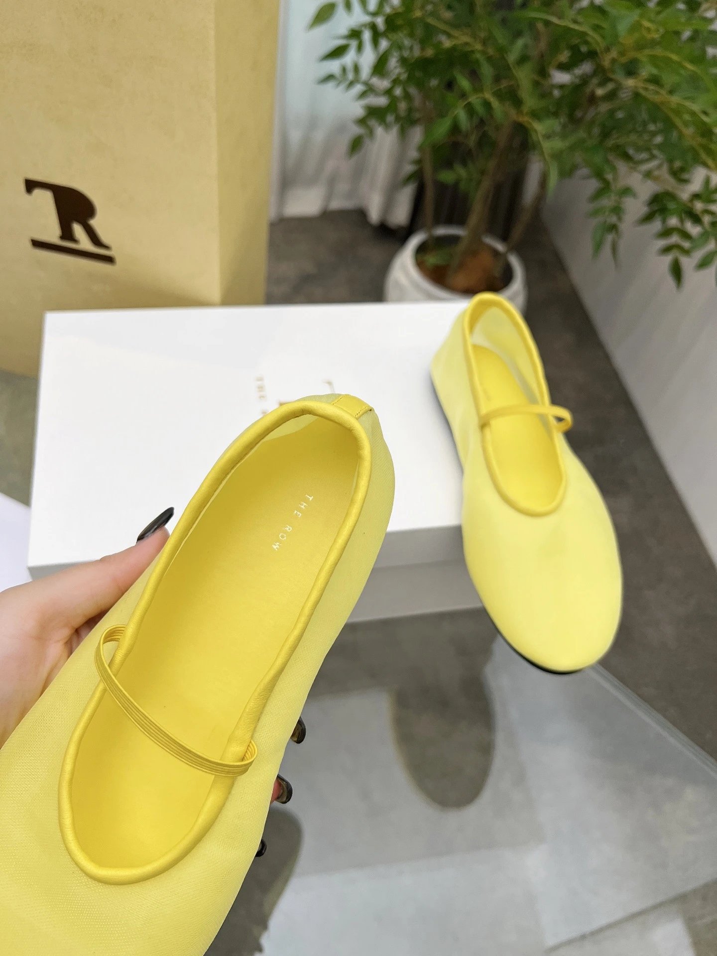The Row Mary Jane Flat Black Shoes - 6