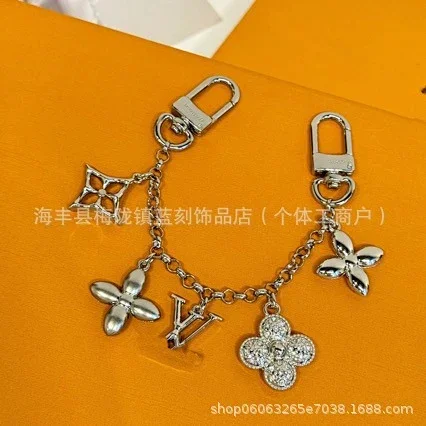 Louis Vuitton Jewelry Bag Charm Chain product detail image 5