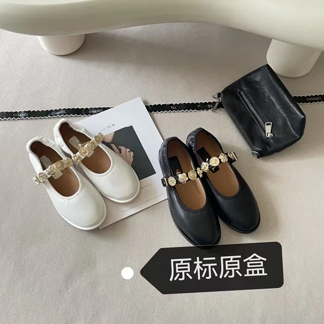 Celine Leather Shoes Mary Jane flats with embellished buckle straps product detail image 2