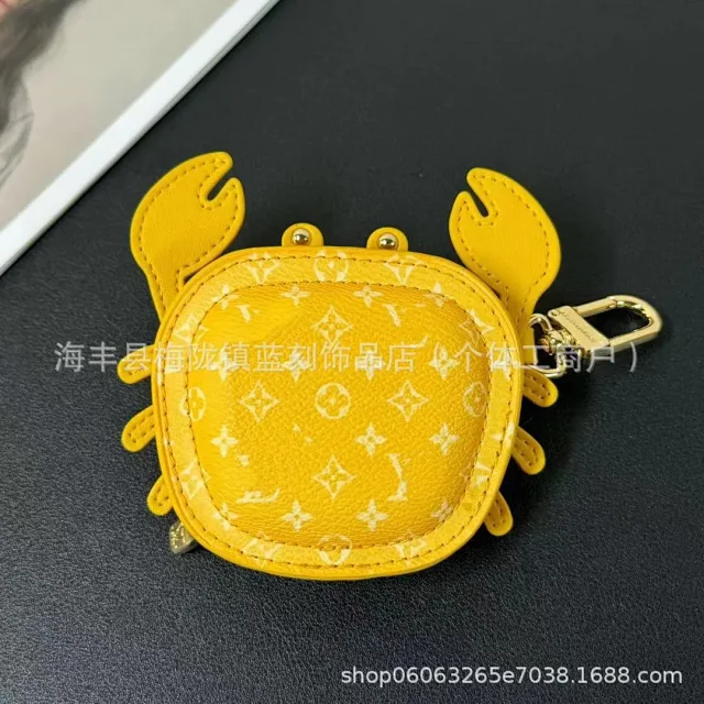 Unbranded Wallets & Card Holders Crab-Shaped Monogram Print Zipper Coin Purse Keychain product detail image 1