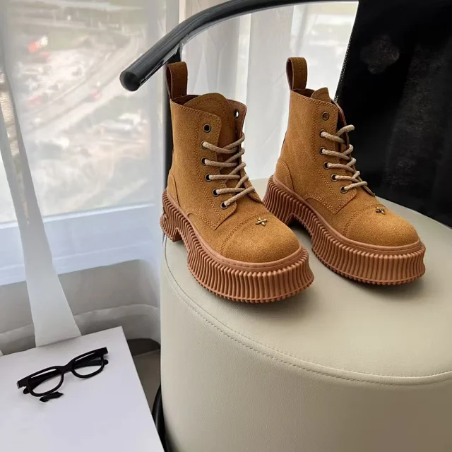 Unbranded Boots Mid-Calf Lace-Up Platform with Ribbed Soles and Cross Embellishment product detail image 3