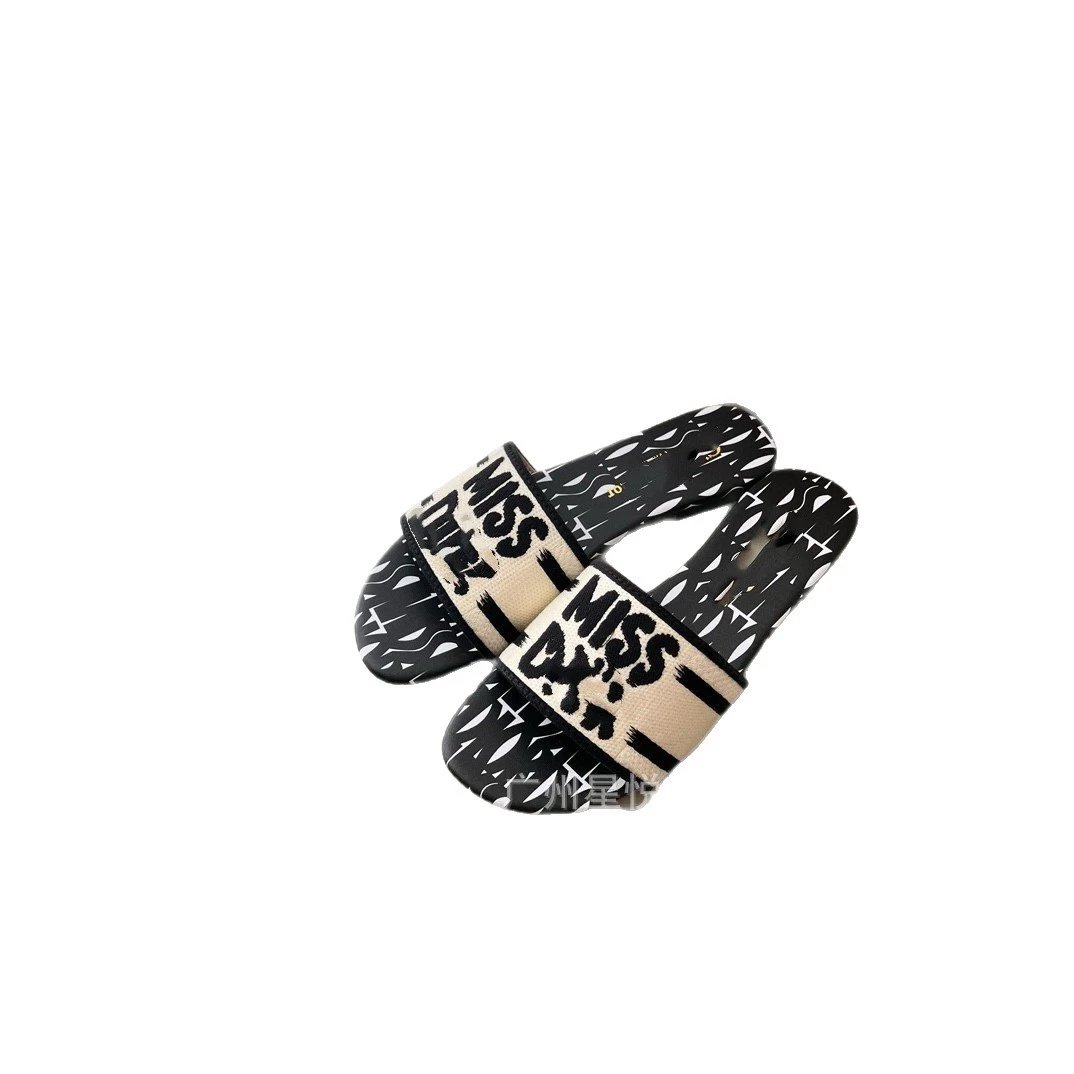 Unbranded Slippers Open-Toe Slides with Textured Strap and Abstract Print Footbed image 5