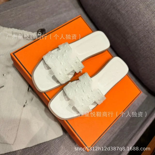 Unbranded Slippers H-Cutout Flat Slide product detail image 1