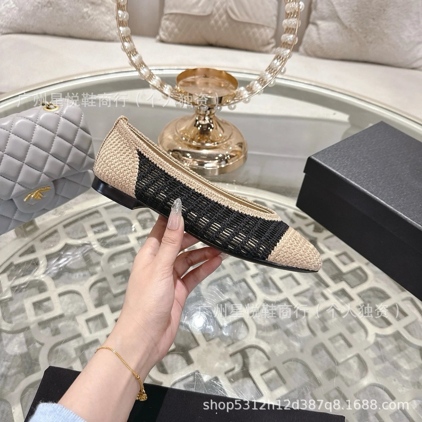 Chanel Tweed Cap-Toe Loafers Beige/Black Flat Shoes - 9