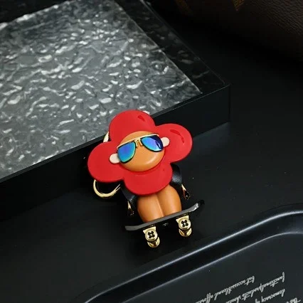 Louis Vuitton Jewelry Decorative Keychain Charm product detail image 5