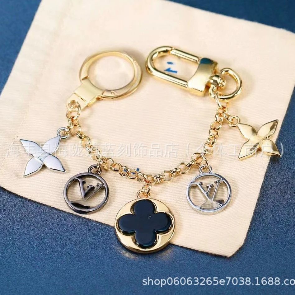 Louis Vuitton Uncategorized Metal Charm Chain Keychain image 3