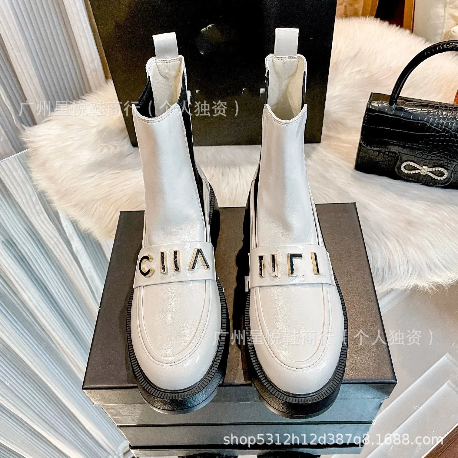Celine Triomphe Chelsea Boots Black Patent Leather Boots - 3