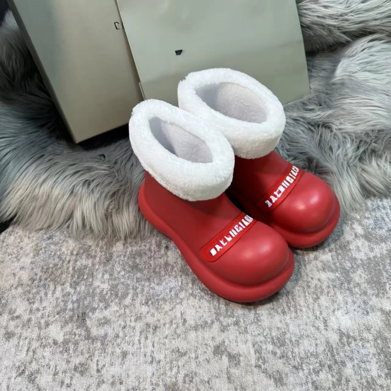 Balenciaga Boots Faux-fur-lined short rain with chunky soles — Red