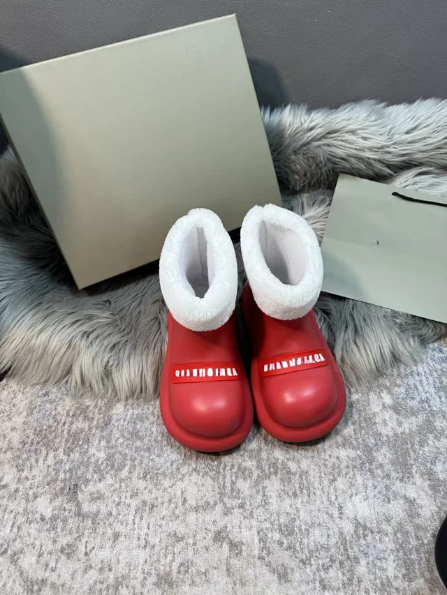 Balenciaga Boots Faux-fur-lined short rain with chunky soles product detail image 3