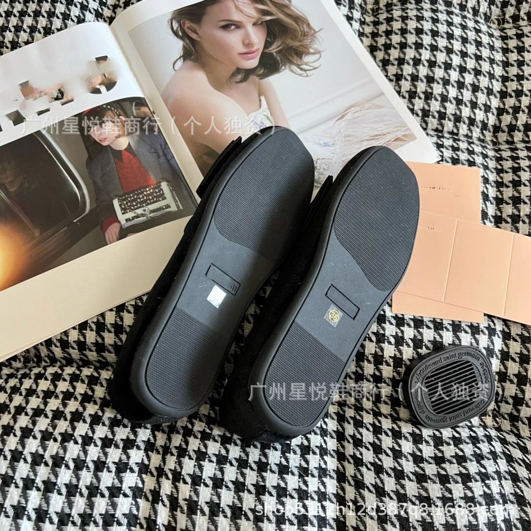 Black Bow-Embellished Loafers - 13