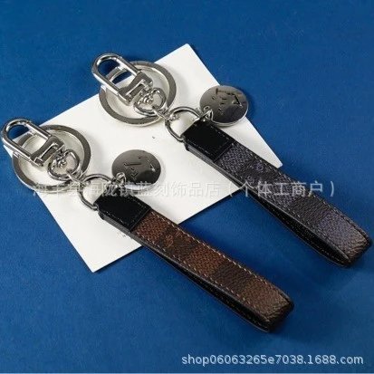 Design Leather Keychain Strap with Metal Ring and Disc Charm Keychains - 4
