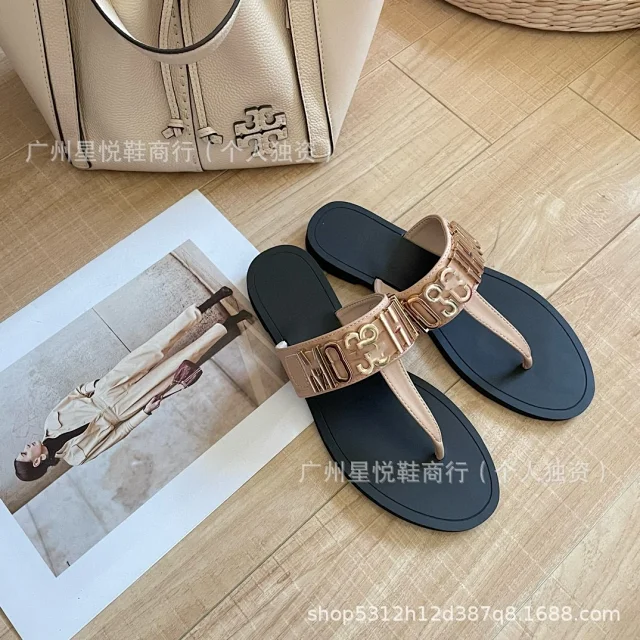 Moschino Sandals Metal Logo Thong product detail image 9
