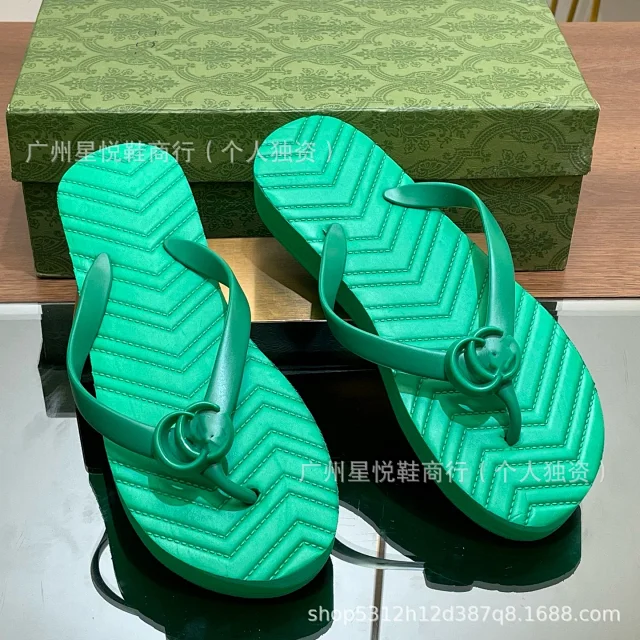 Unbranded Sandals Platform Flip-Flops with Flower Detail and Chevron Footbed product detail image 10