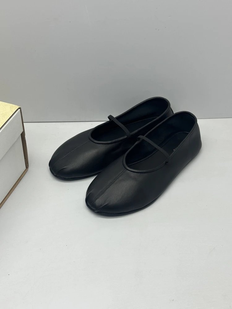 Brown Leather Mary Jane Flat Shoes - 15