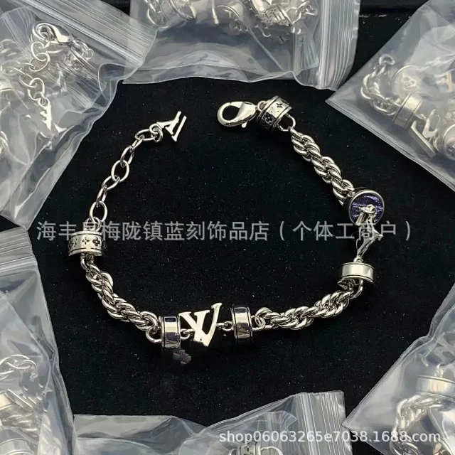 Louis Vuitton Jewelry Monogram Charm Chain Bracelet product detail image 2