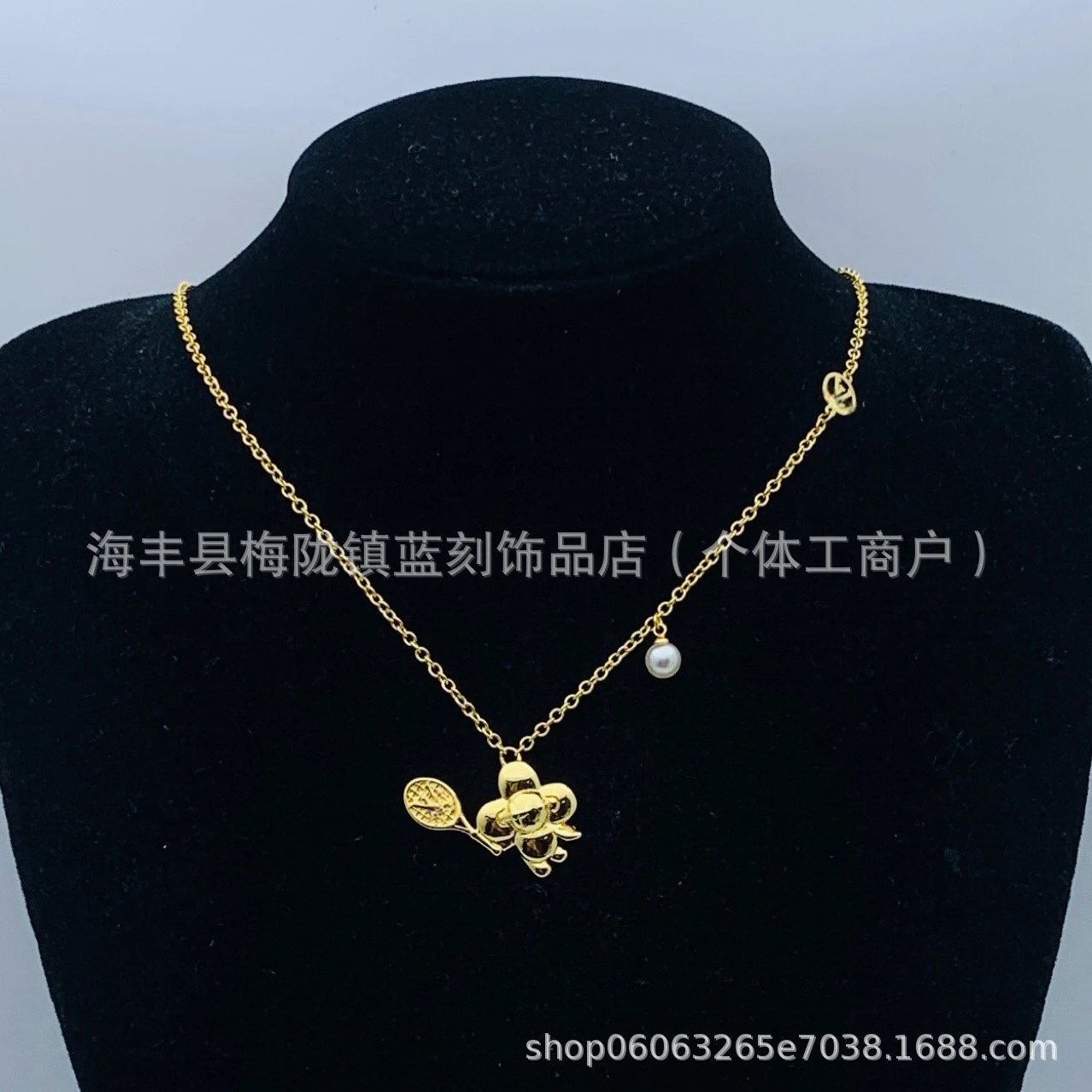 Design Flower Pendant Necklace Pink Enamel Silver Chain Necklace - 3