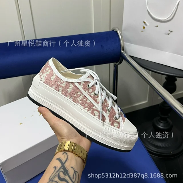 Dior Sneakers Low-Top Platform Oblique Jacquard product detail image 26