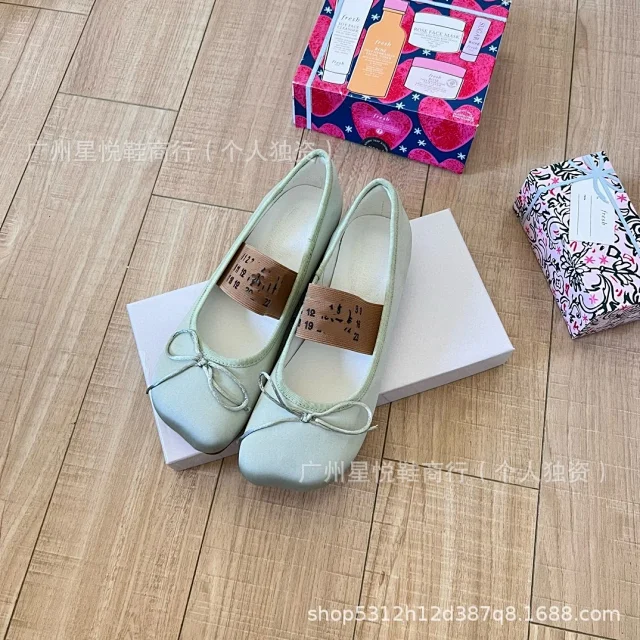 Maison Margiela Leather Shoes Tabi split-toe bow ballet flats product detail image 12