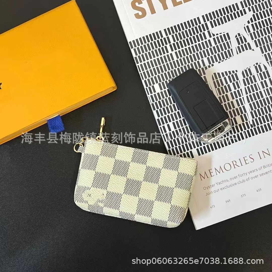 Louis Vuitton Monogram Card Holder Brown Wallet - 7