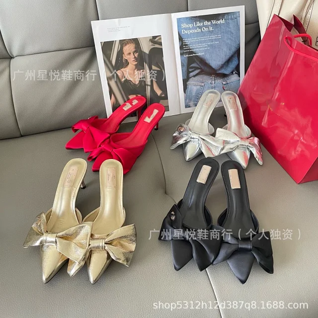 Valentino Garavani High Heels Pointed-Toe Bow Mules product detail image 1