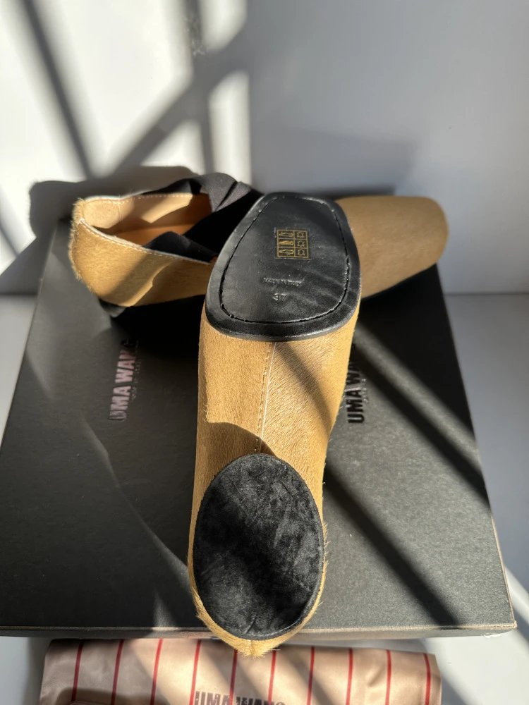 Design Mary Jane Flats Beige Suede with Black Strap Casual Shoes - 25