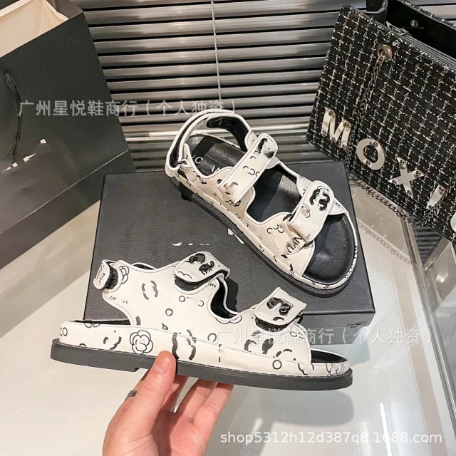 Chanel Sandals Printed Hook-and-Loop Strap product detail image 17