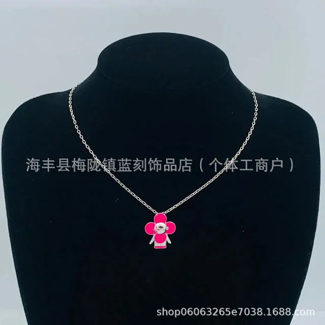 Unbranded Jewelry Gold-Tone Pendant Necklace product detail image 7