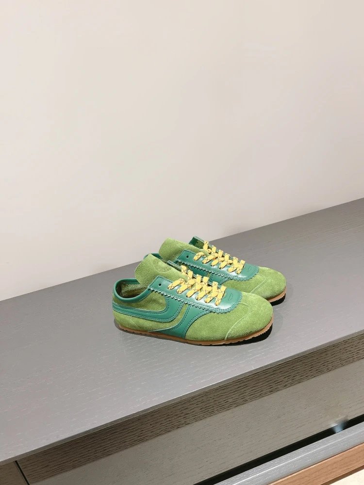 Asics Gel-Lyte III Green and Teal Suede Sneakers with Yellow Laces - 17