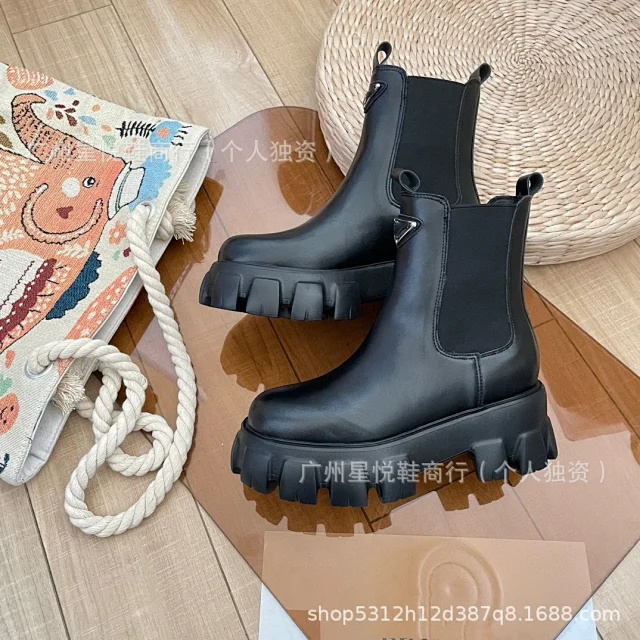 Unbranded Boots Chelsea Ankle with Triangle Hardware and Lug Sole product detail image 13