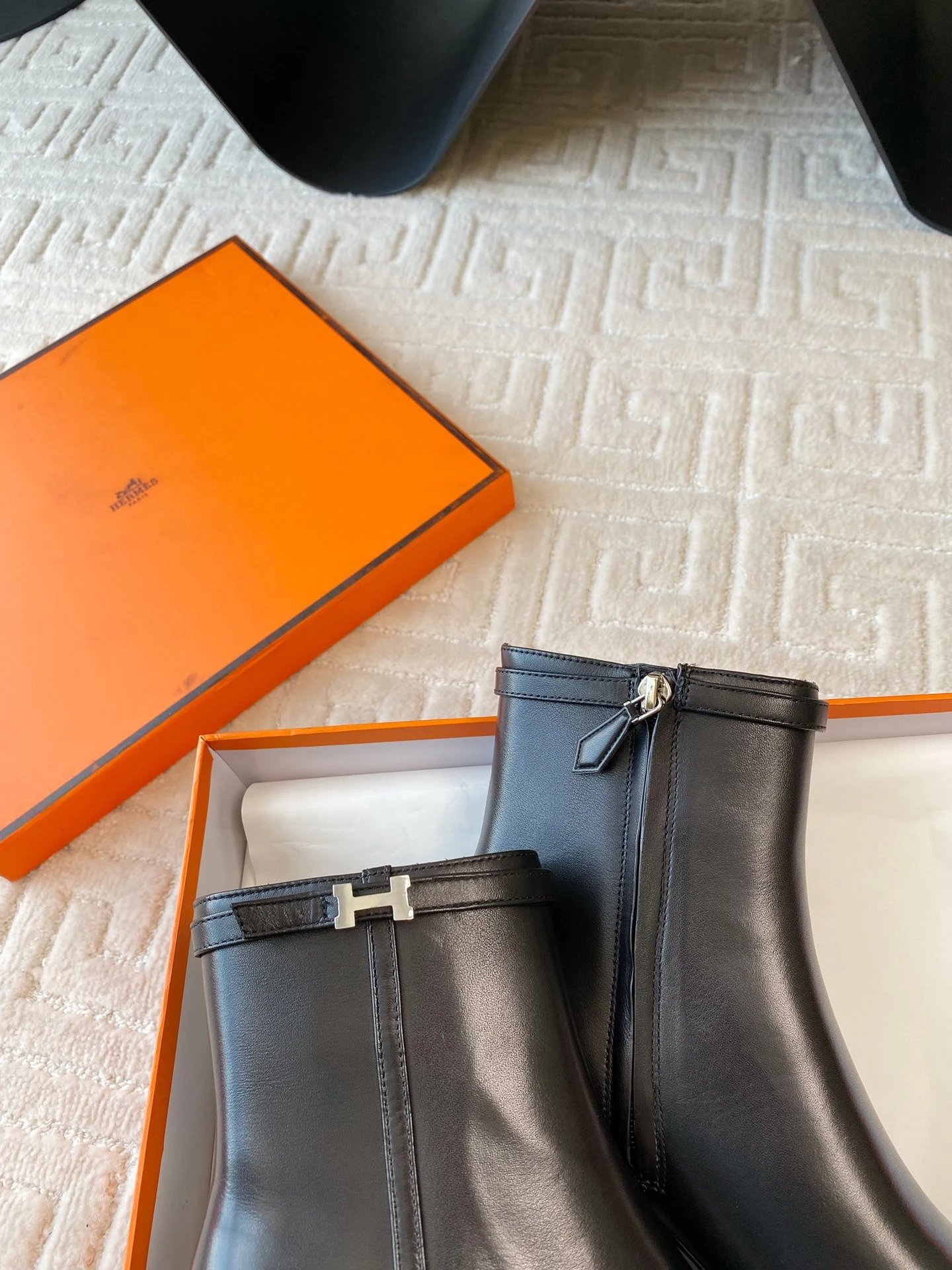 Hermès Chloé Ankle Boots Black Suede - 6