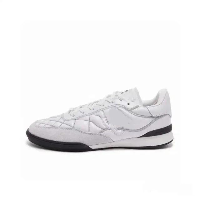 Chanel Sneakers Quilted Low-Top product detail image 8