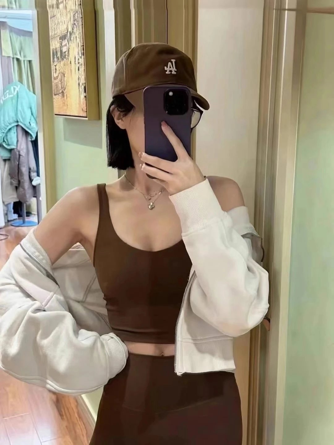 Design Light Blue Cropped Tank Top - 7