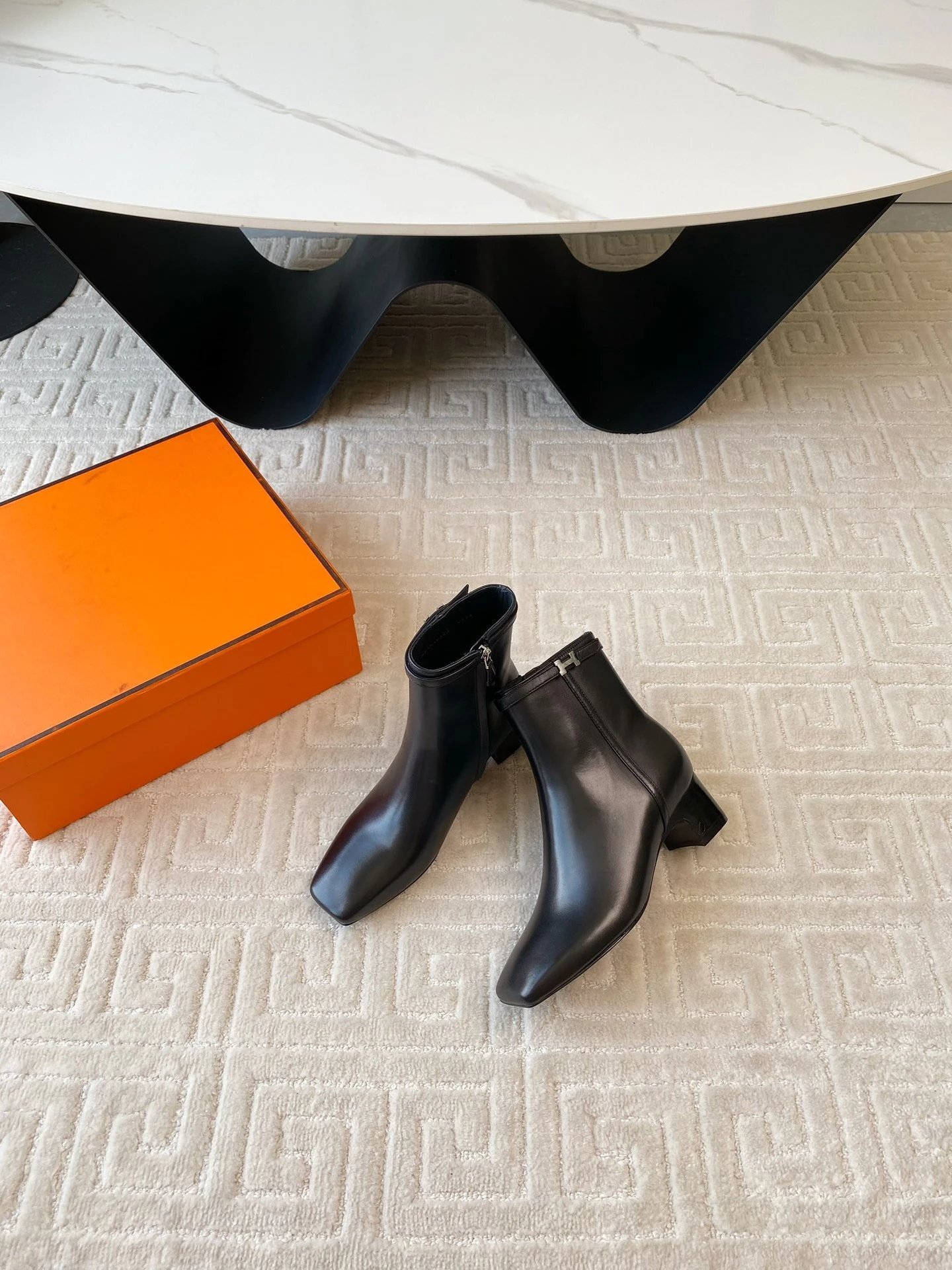 Hermès Chloé Ankle Boots Black Suede - 4