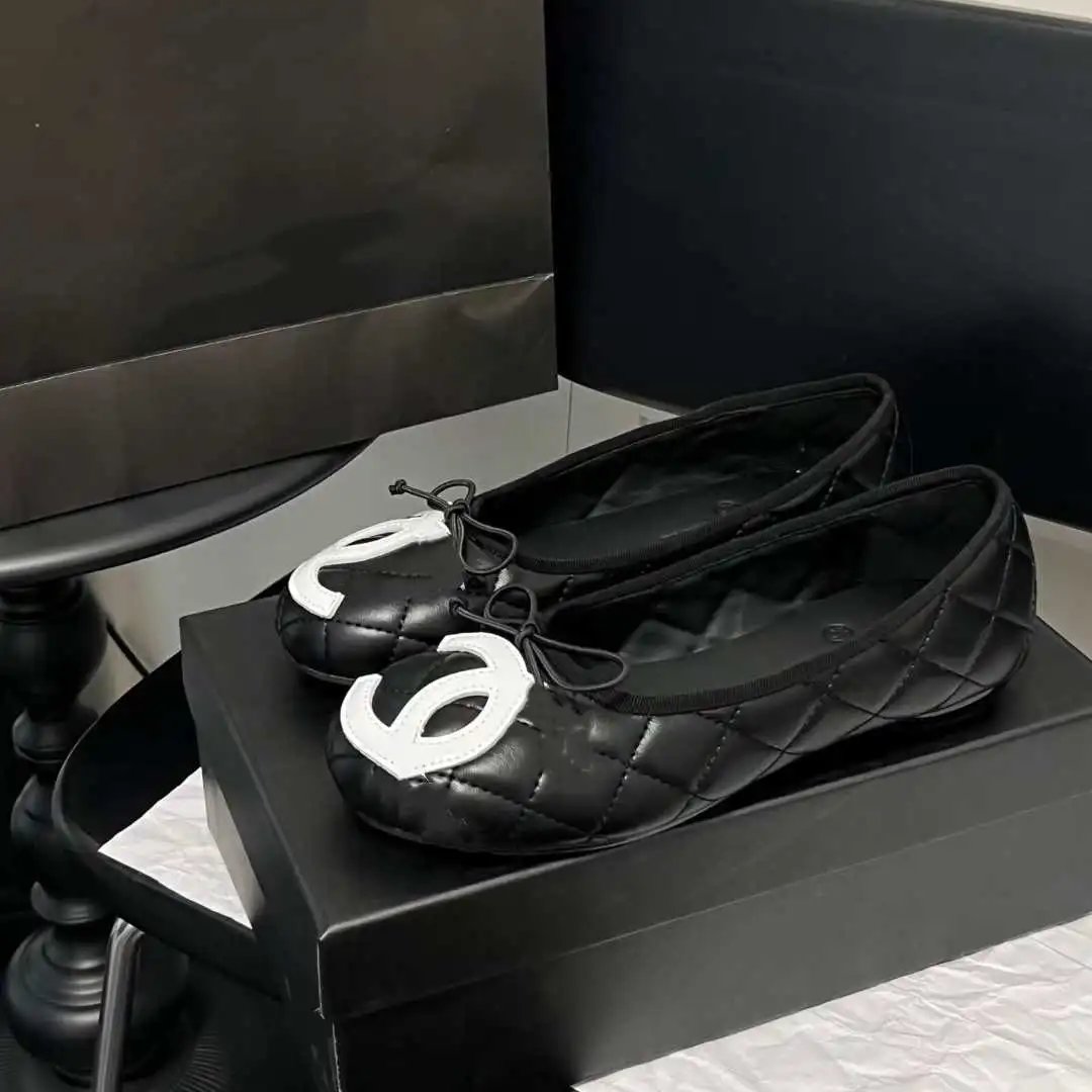 Chanel CC Logo Quilted Ballet Flats White - 6