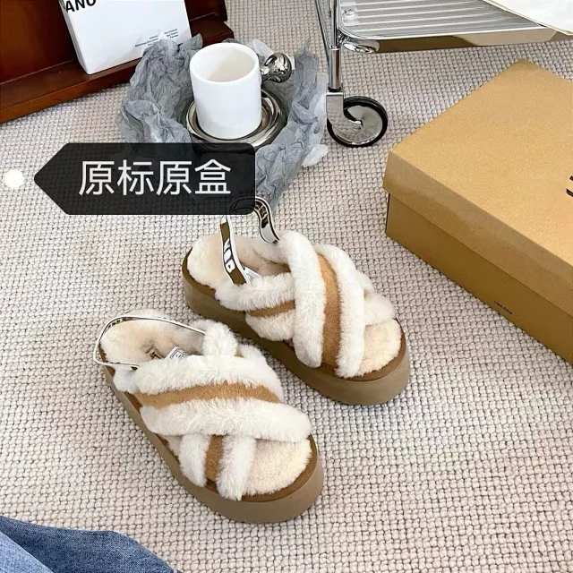 UGG Slippers Fur-Cross-Strap Platform Slingback product detail image 2