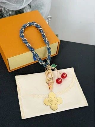 Louis Vuitton Jewelry Decorative Keychain Charm product detail image 1