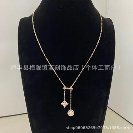 Unbranded Jewelry Star and Round Disc Drop Pendant Necklace product detail image 3