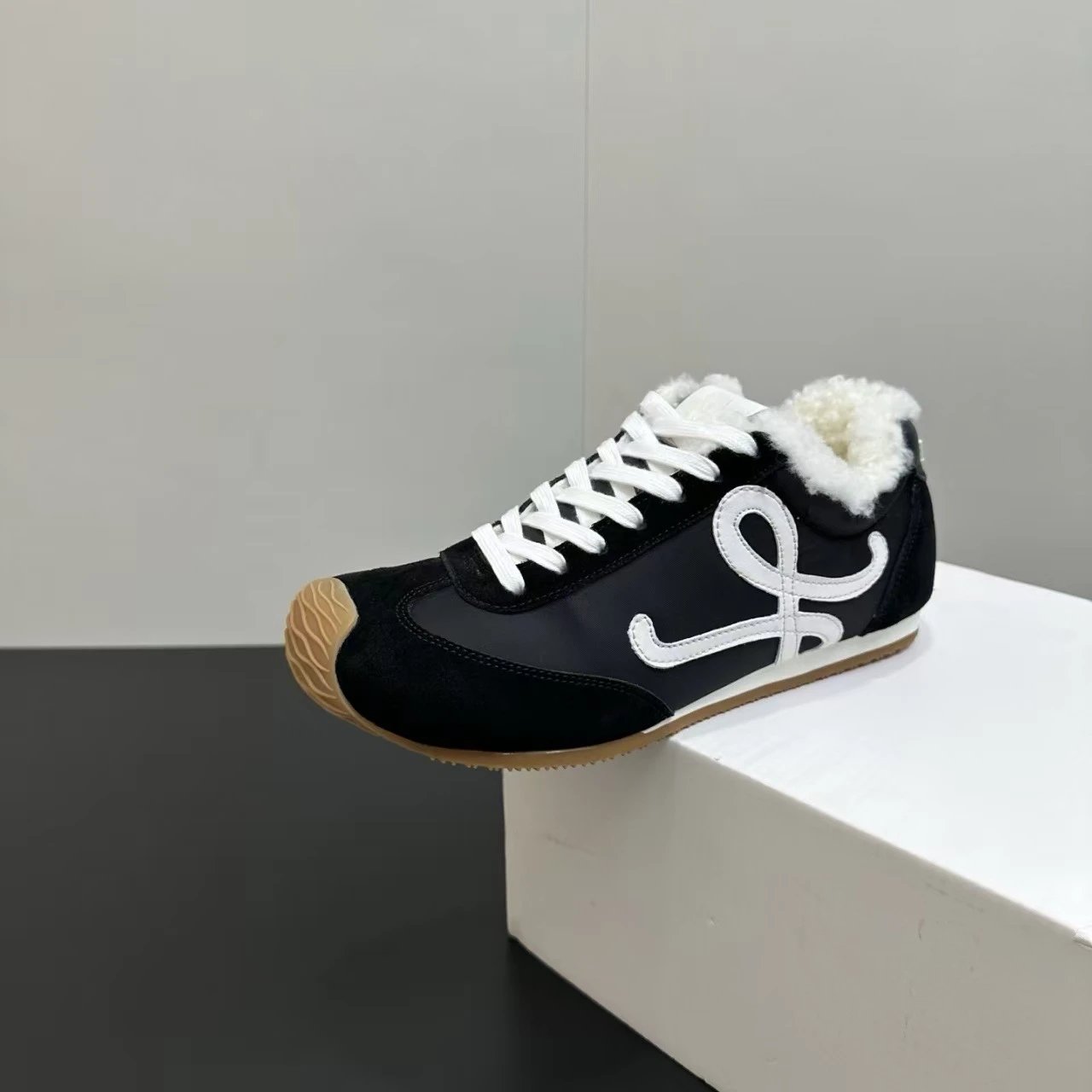 Loewe Puzzle Runner White Shearling-Trimmed Sneakers - 3