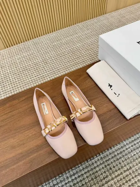 Valentino Garavani Rockstud Mary Jane Flat Pink Shoes - 1