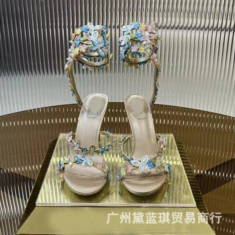 Handcrafted Floral Embellished Lilac Block Heel Sandals - 9